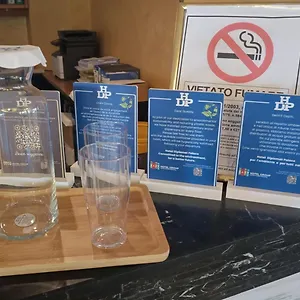 rezervați aici